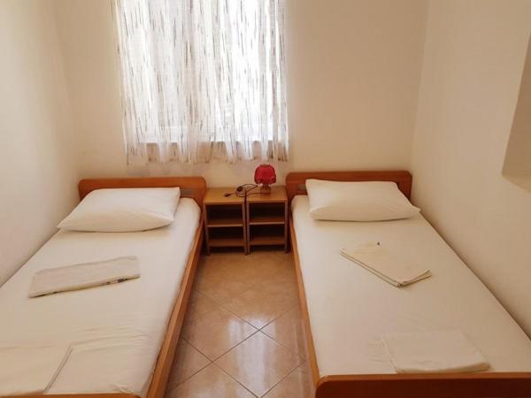 Ara-Mazic Lägenhet Baška Exteriör bild